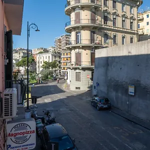 https://keullaudiahomenaples.hotels-amalfi.com